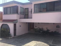 CASA EN VENTA EN LOMAS TETELA