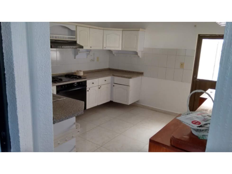 CASA EN VENTA EN FRACCIONAMIENTO LOS CIZOS — foto 2
