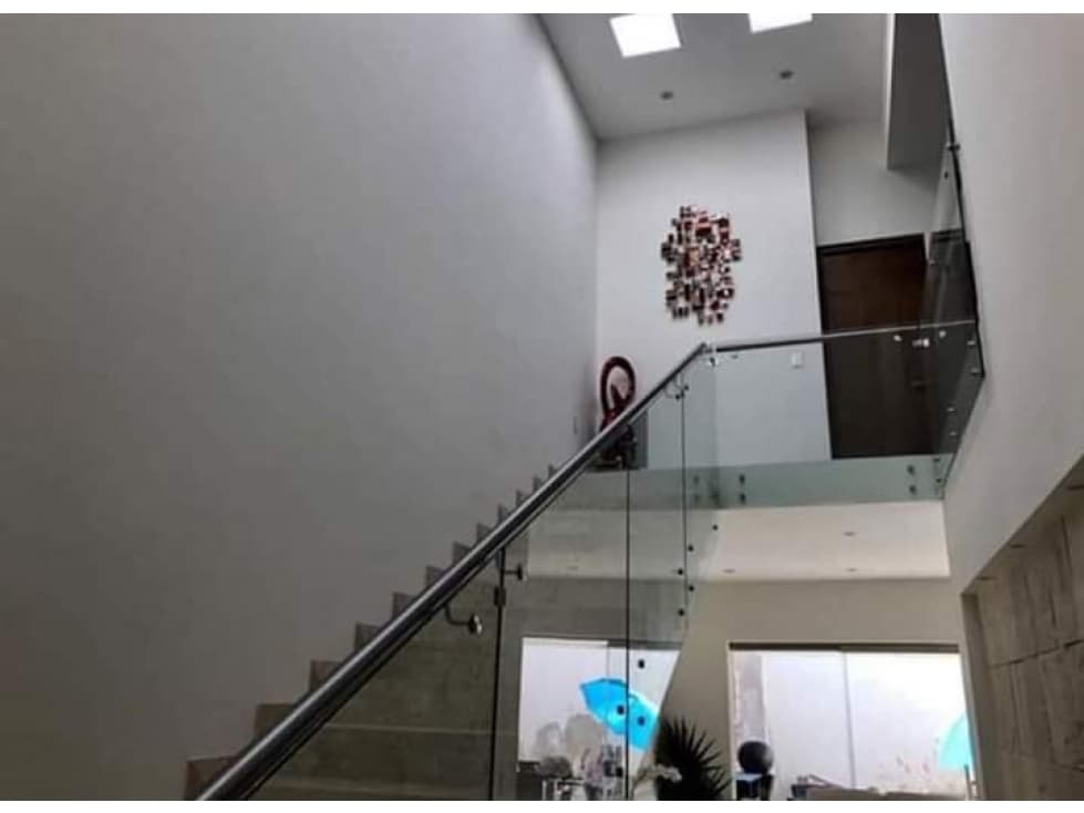 CASA EN VENTA EN VISTA HERMOSA — foto 3