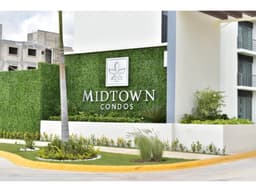 Departamento en MidTown Condos