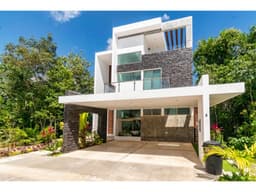 AQUA HERMOSA CASA EN VENTA