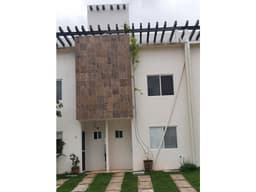 Hermosa Casa en Jardines del Sur 3