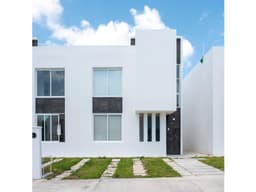 Casa Nueva Residencial Villa Maya Cancún a Precio de Departamento