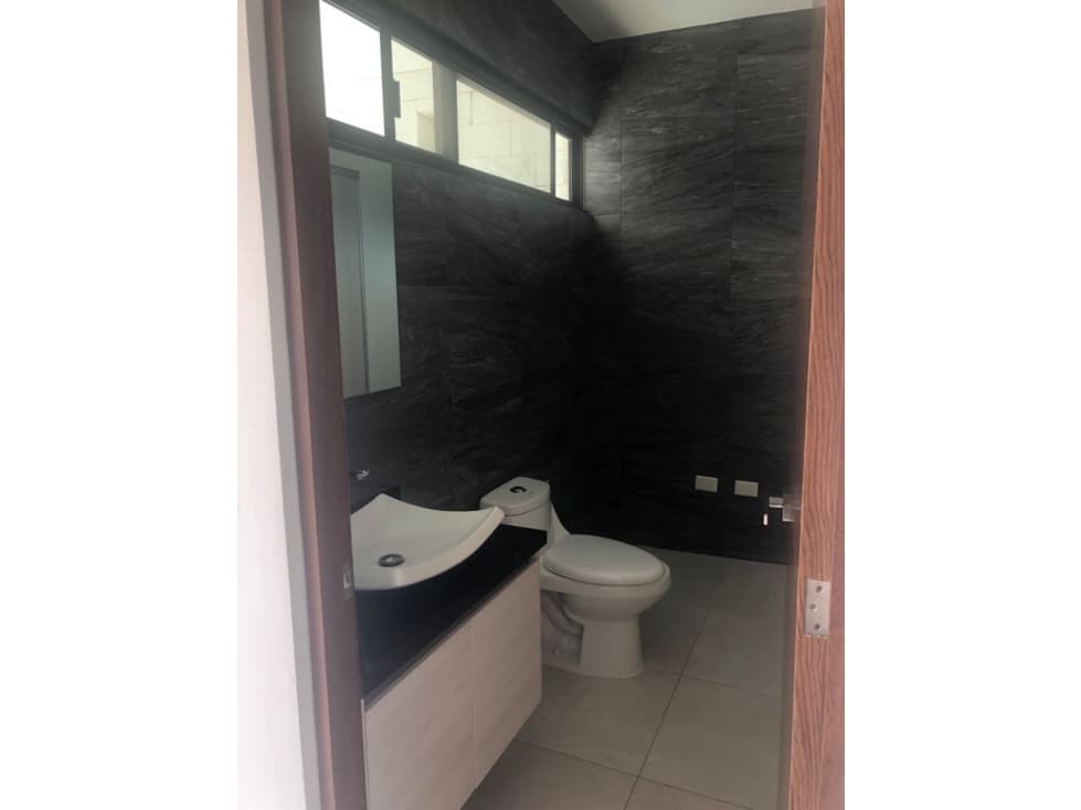 CASA EN ARBOLADA EN RENTA — foto 5