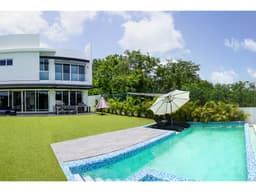 CASA EN VENTA DE SUPER LUJO EN LAGOS DEL SOL