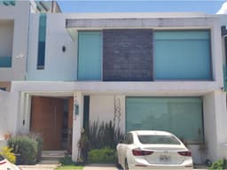 VENDO CASA en Morelia fracc Mision San Diego