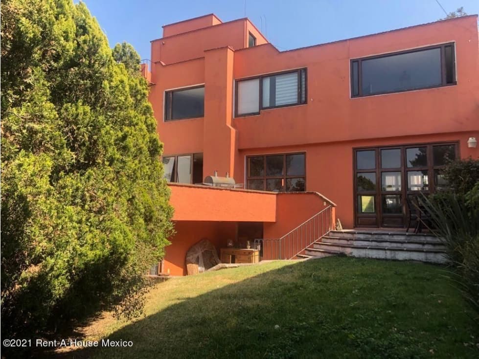 Casa en venta en Lomas de Tecamachalco LC221014 — foto 1