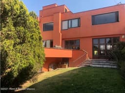 Casa en venta en Lomas de Tecamachalco LC221014