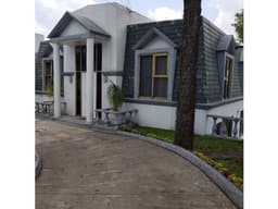 AMPLIA Y CÓMODA CASA DUPLEX EN PASEO DE LA HERRADURA