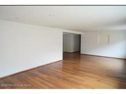 Lindo departamento en Bosques de Las Lomas MLS #22-5269