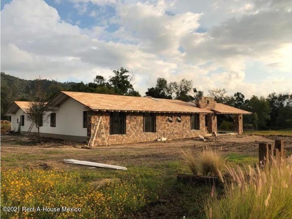 Casa en Venta en Valle de Bravo  FF  22 - 1480 - 1 — foto 1