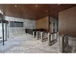 Oficina en Venta en Parques Plaza Calle Lago Alberto 22-1240