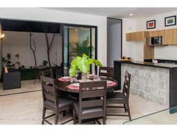 Casa en Venta en Conkal , Conkal GY. 21-4958
