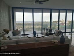 Departamento en Venta Avenida Bonampark, Puerto Cancún . RU 22-1063