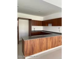 Casa en Venta Calle Parque Blanquilla,Costa de Oro. RU 22-1466
