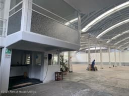 Bodega Industrial en Renta Cuauhtémoc,Santa Maria la Ribera.IR 22-1086