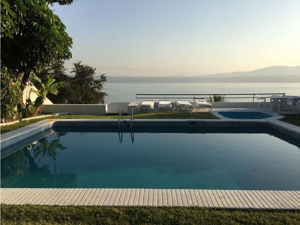 CASA EN VENTA A ORILLA DEL LAGO "V" — foto 2