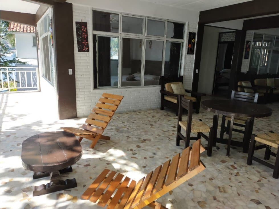 CASA EN VENTA A ORILLA DEL LAGO "SU" — foto 5