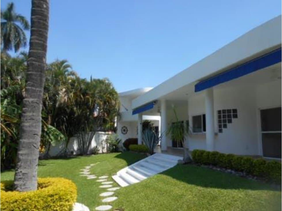 CASA EN VENTA A ORILLA DEL LAGO "LP" — foto 3