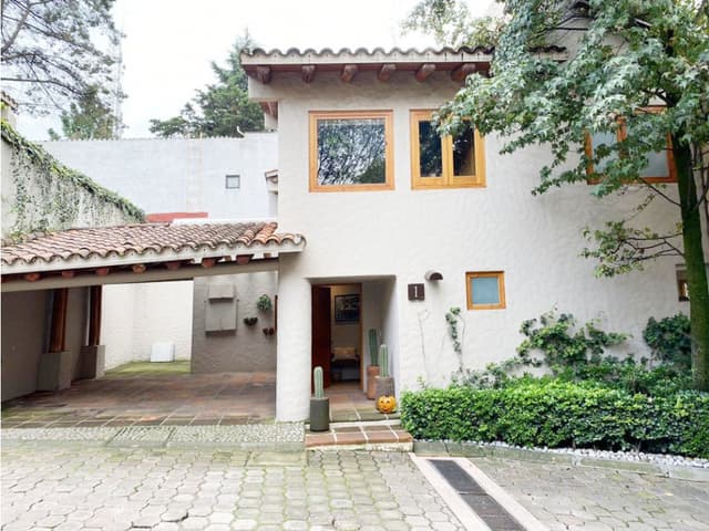 Hermosa casa en condominio en Castorena, Cuajimalpa (1119)