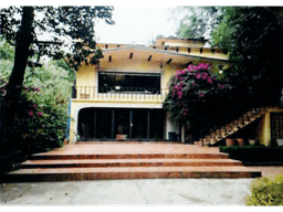 Casa en venta a pie de Carretera Federal México-Cuernavaca (1087)