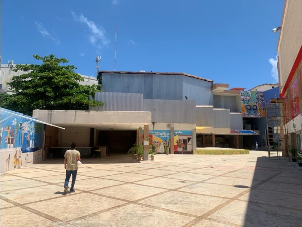 LOCAL COMERCIAL Frente al CocoBongo de Cancún — foto 3