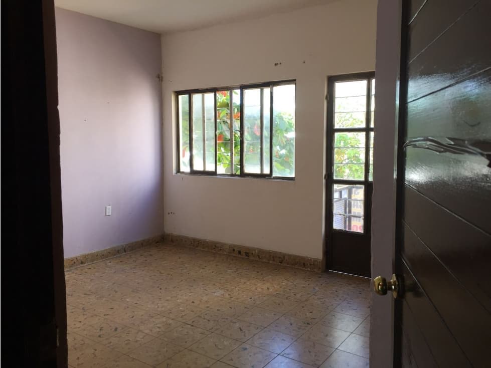 CASA EN VENTA O RENTA EN COL. CENTRO — foto 4