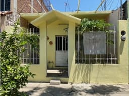 CASA EN VENTA EN ZONA SUR PONIENTE DE LA CIUDAD DE TUXTLA GUTIÉRREZ