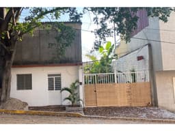 Venta de casa lista para habitar con todos los servicios