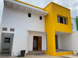 SE RENTA CASA BONITA Y AMPLIA EN ZONA RESIDENCIAL