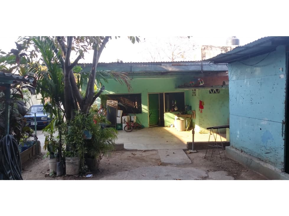 ?Se Vende casa con amplio terreno plano? — foto 2