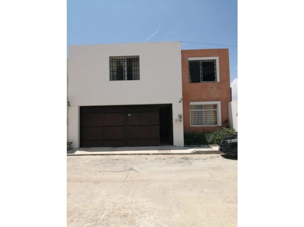 SE VENDE CASA CON ALBERCA TECHADA EN PRIVADA MACTUMATZA — foto 1