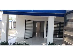 Casa en renta con excelente ubicación con agradable clima