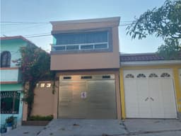 CASA EN VENTA EN JARDINES DEL PEDREGAL EN TUXTLA GTZ