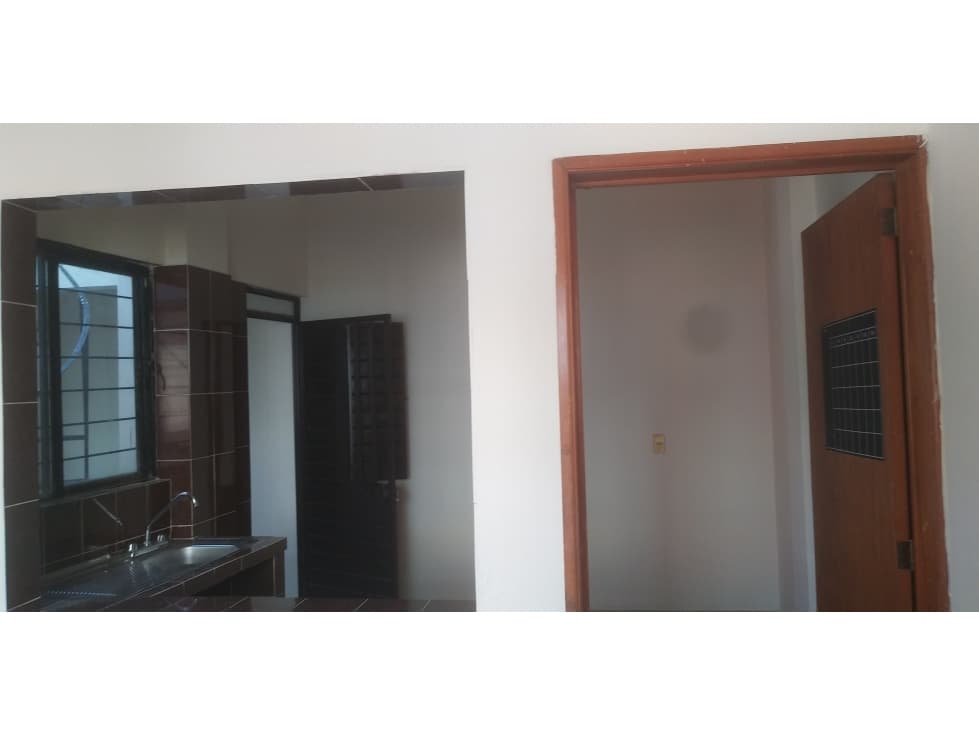 ?SE RENTA DEPARTAMENTO EN PLANTA ALTA? — foto 4