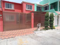 TU PRÓXIMA CASA TE ESTÁ ESPERANDO. ¡VEN POR ELLA!