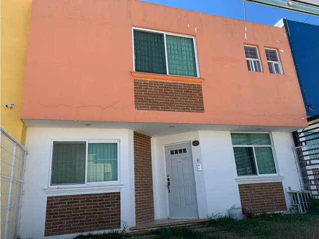 Hermosa casa en venta en fraccionamiento privado