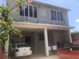 AMPLIA Y COMODA CASA VENTA
