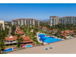 Departamento en Venta en Puerto Vallarta, 5 Recámaras, 5 Baños