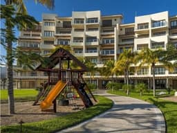 Departamento en Venta en Puerto Vallarta, 4 Recámara, 4.5 Baños