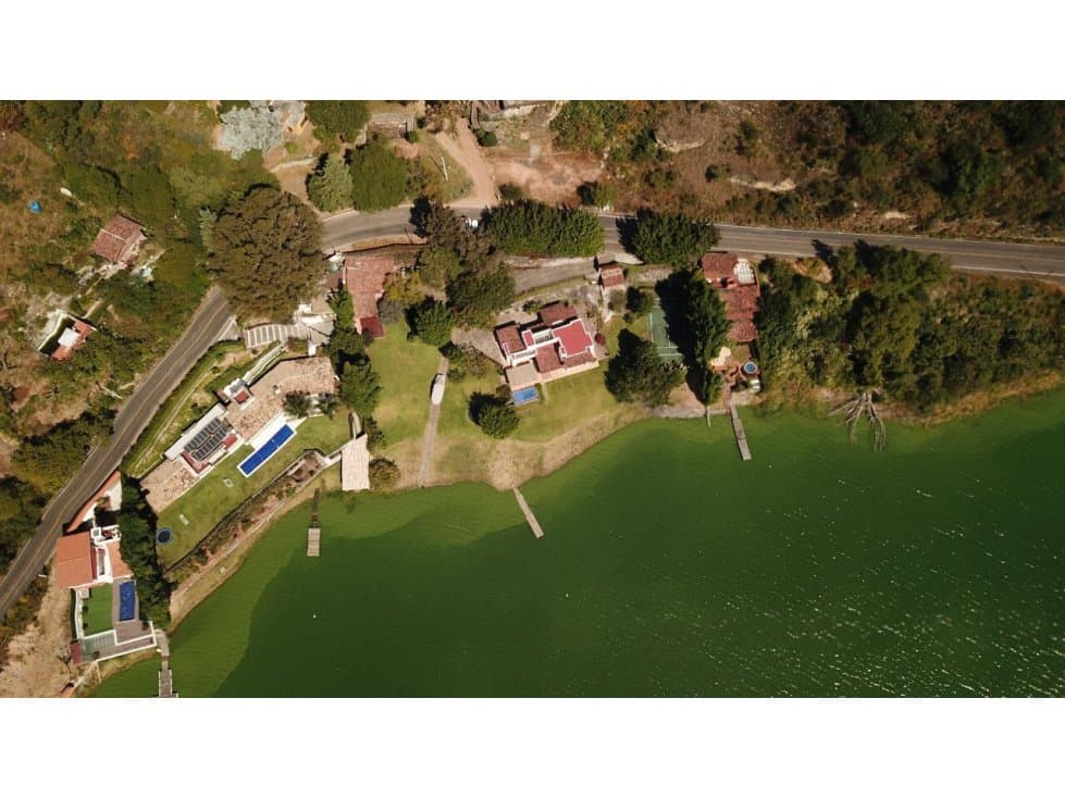 REFUGIO PRIVADO A ORILLA DEL LAGO — foto 2