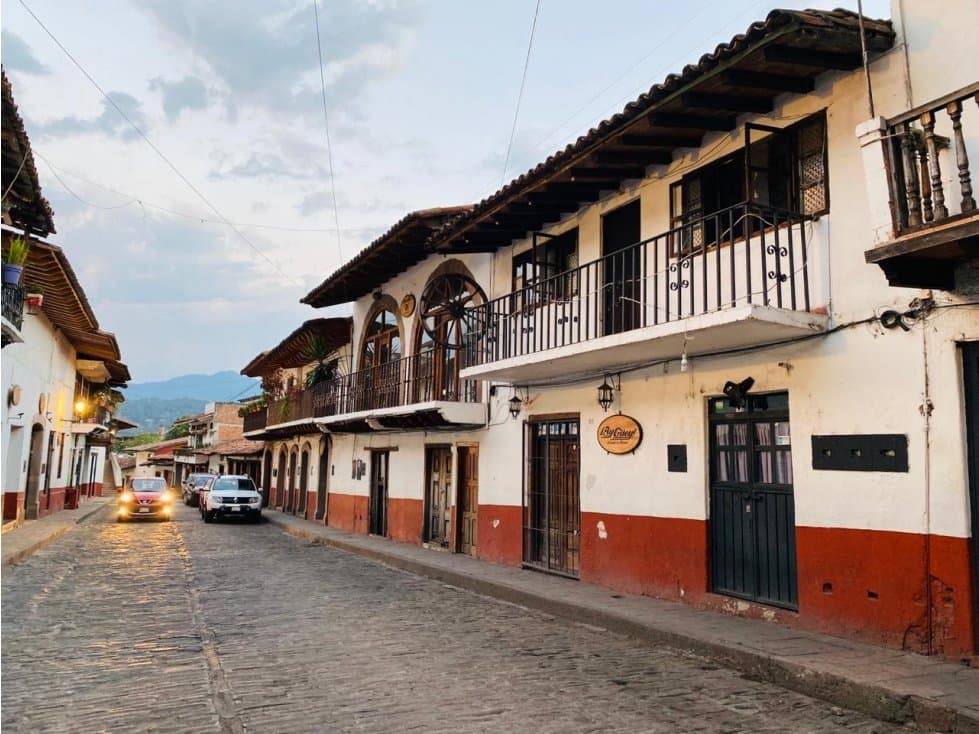 CASA EN VENTA, EN EL CENTRO DE VALLE — foto 5