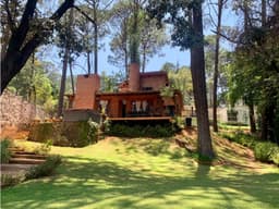 CASA LA CASCADA, EN VENTA