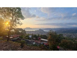 LOTE EN LAS ANTENAS CON VISTA AL LAGO