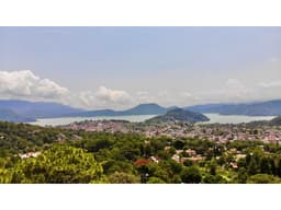 TERRENO VISTA AL PUEBLO
