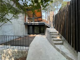 CASA NUEVA LAS FUENTES AVANDARO