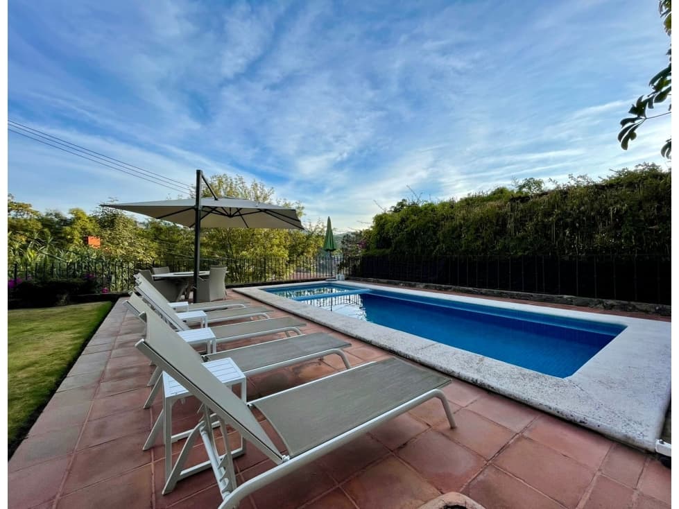 CASA EN VENTA EN EL COPORITO, VALLE DE BRAVO — foto 1