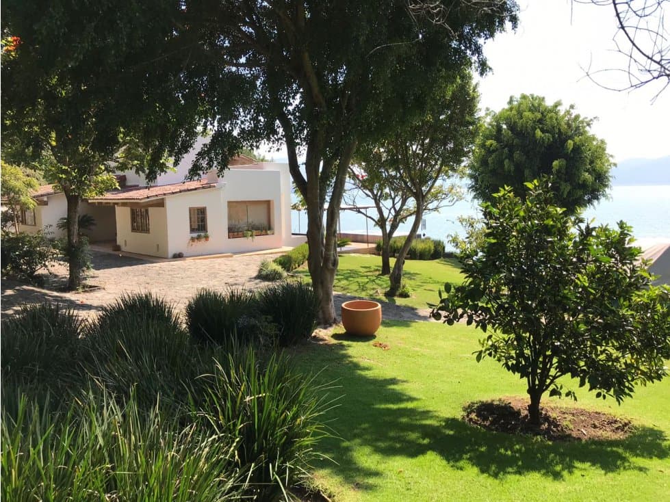 REFUGIO PRIVADO A ORILLA DEL LAGO — foto 4