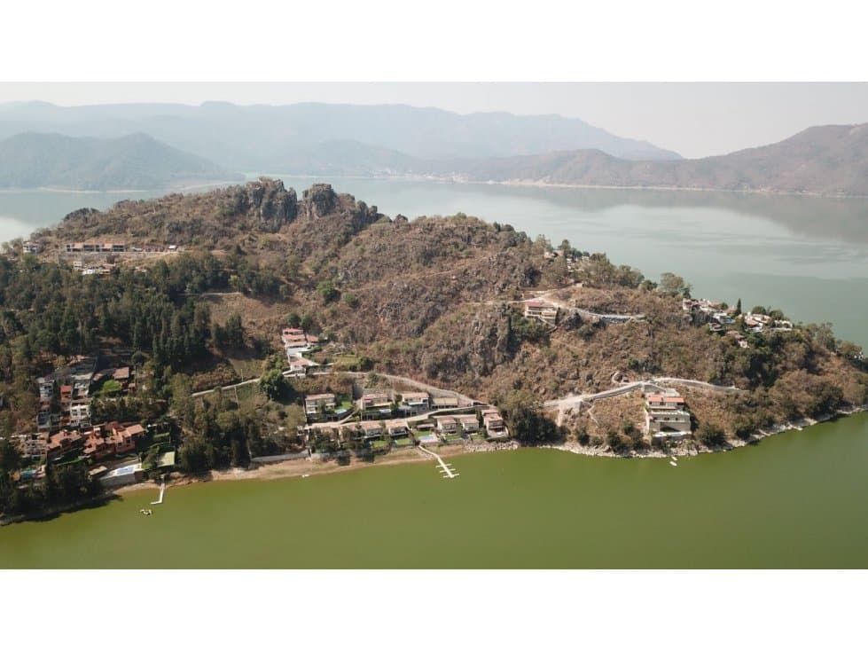 TERRENO VISTA AL LAGO LA PEÑA — foto 2