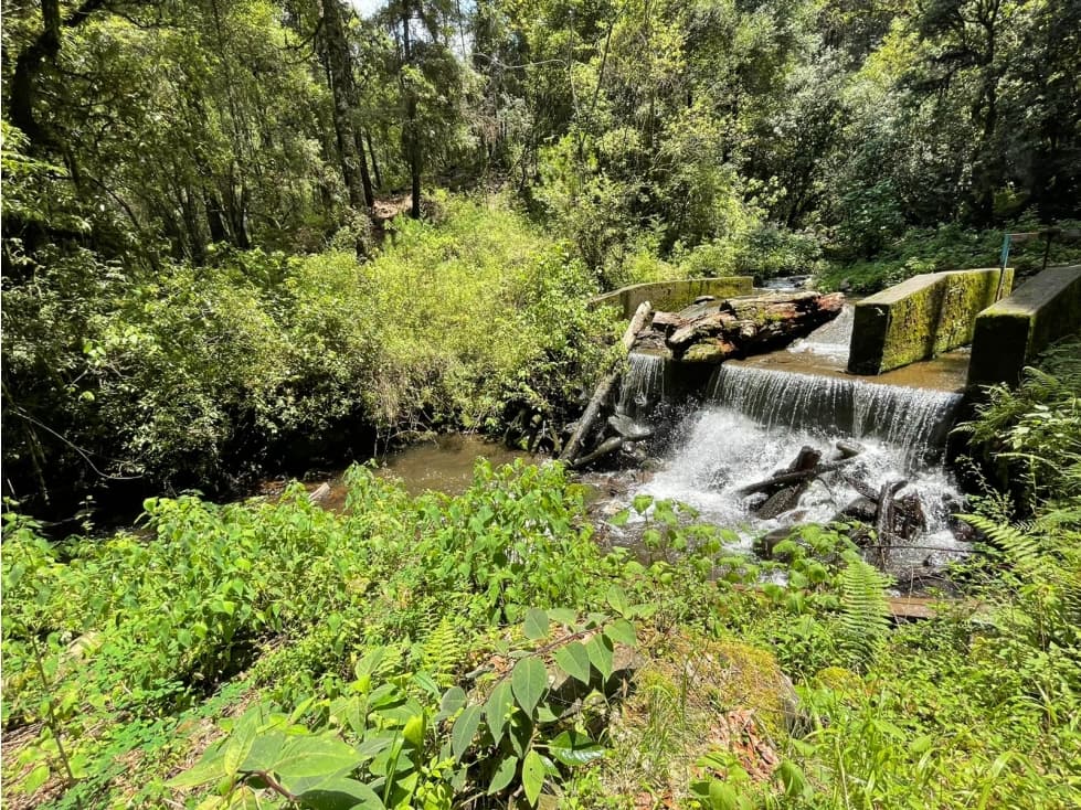 TERRENO CON RÍO EN VENTA EN SAN SIMÓN — foto 4